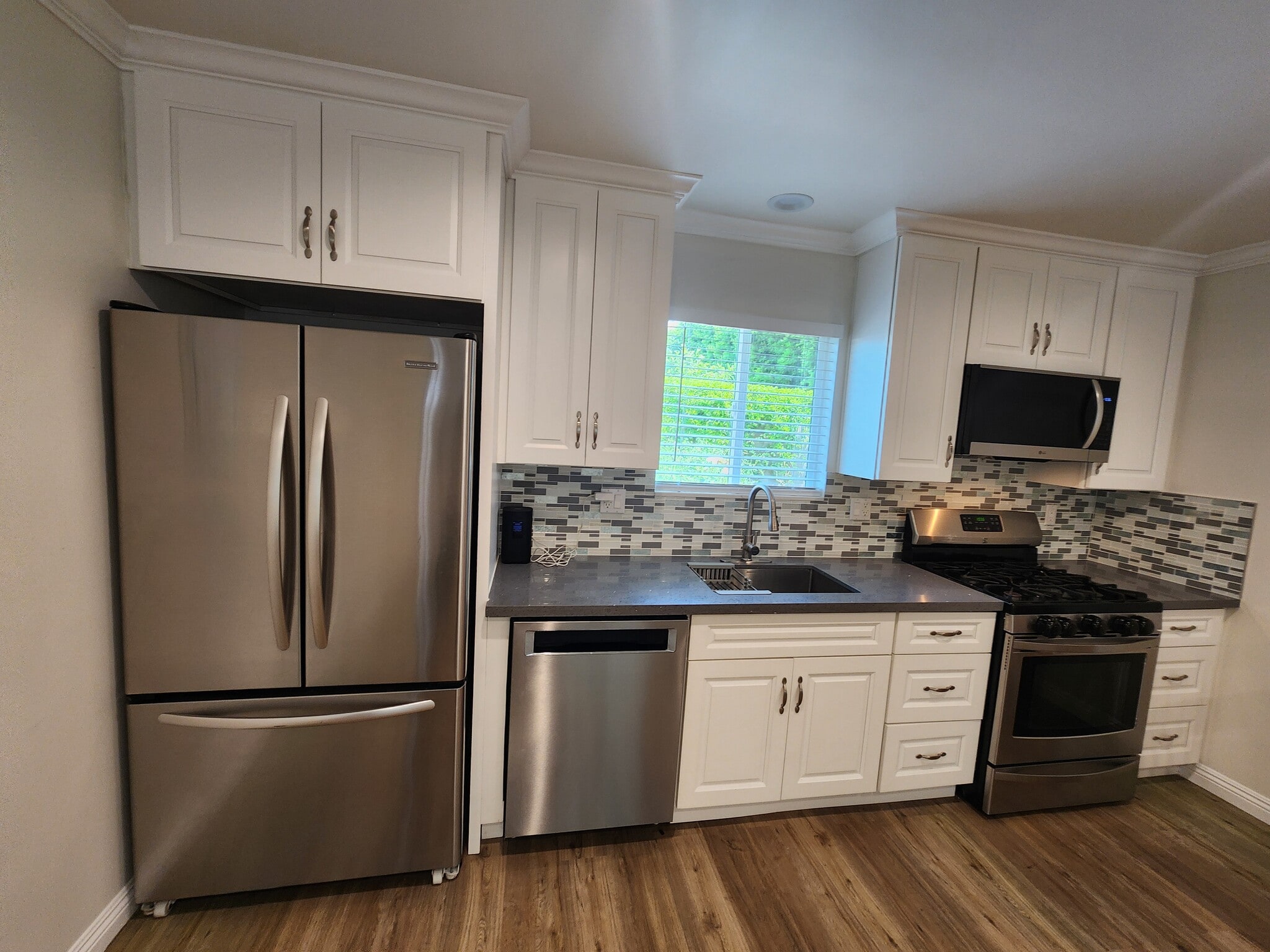 Building Photo - 5706 Willis Ave