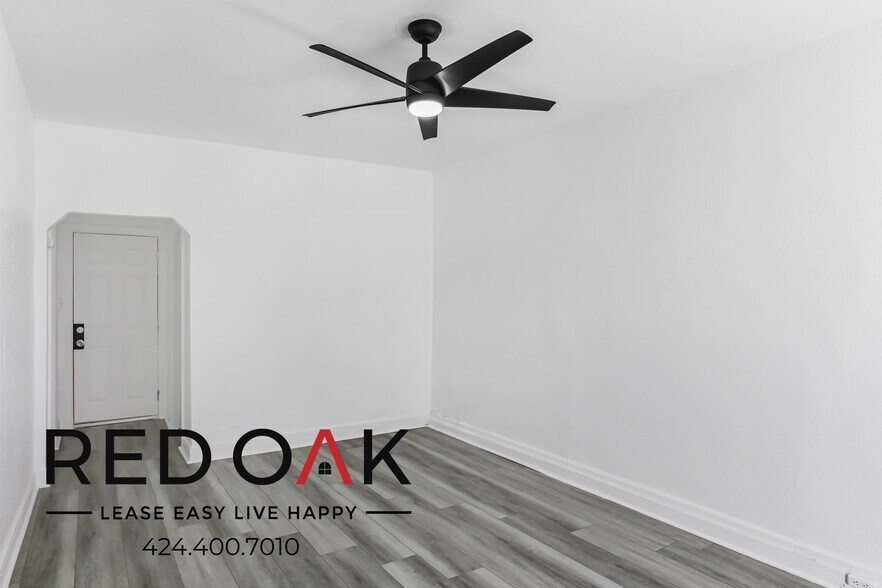 Building Photo - 687 Shatto Pl