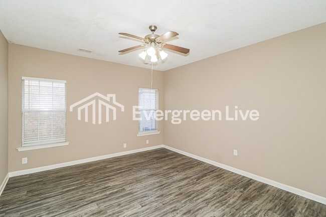 Building Photo - 10178 Sorrento Pl