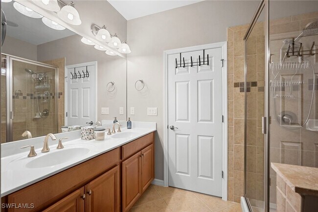 Building Photo - 23520 Alamanda Dr