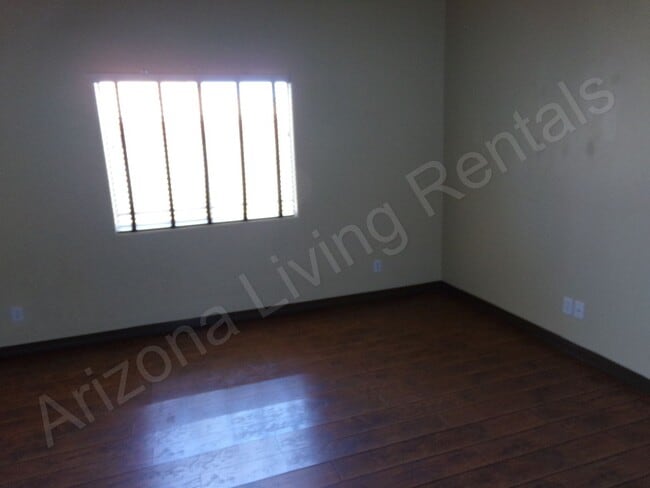 Building Photo - BEAUTIFUL HOME NEAR WALLECK RANCH