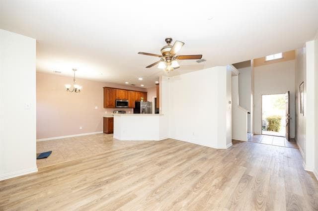 Building Photo - 8722 Bigelow Dr