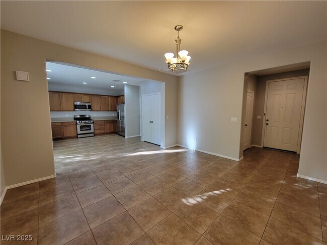 Building Photo - 10668 Moss Lake St