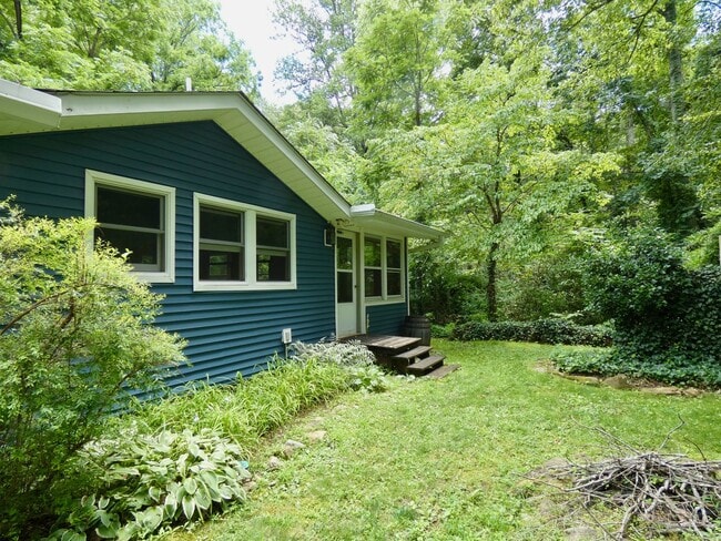 Building Photo - Pisgah Cottage