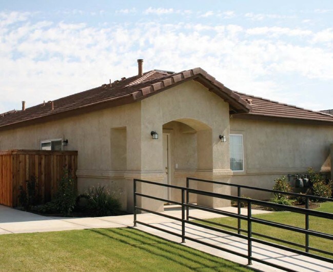 Building Photo - West Day Ranch - Group 1 - Orchid Dr