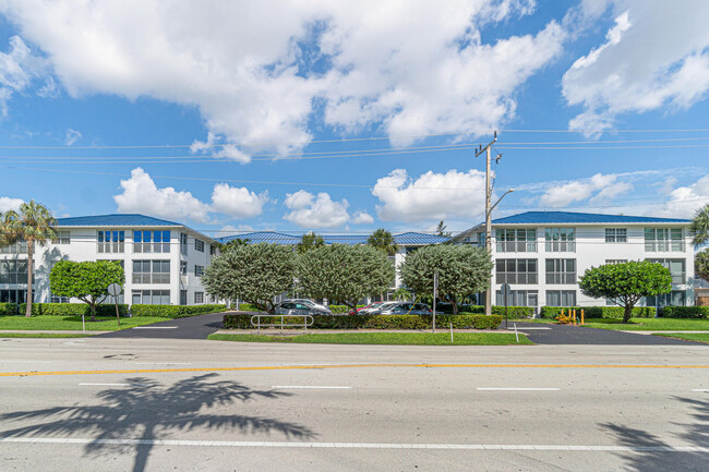 Building Photo - 1700 S Ocean Blvd