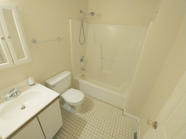 2nd floor bathroom - 8 Charles Ln