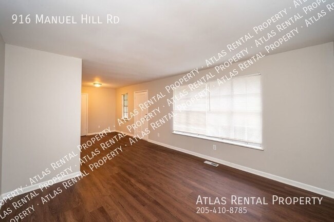 Building Photo - 916 Manuel Hill Rd