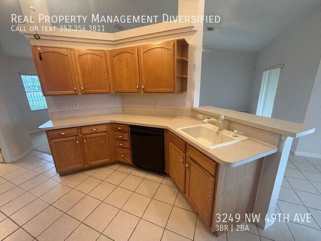 Building Photo - 3249 NW 49th Ave