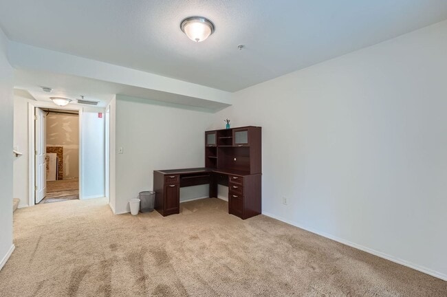 Building Photo - Ideally Located 3 Bed 3.5 Bath w/ Attached...