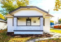 Building Photo - 1501 N Chester Ave
