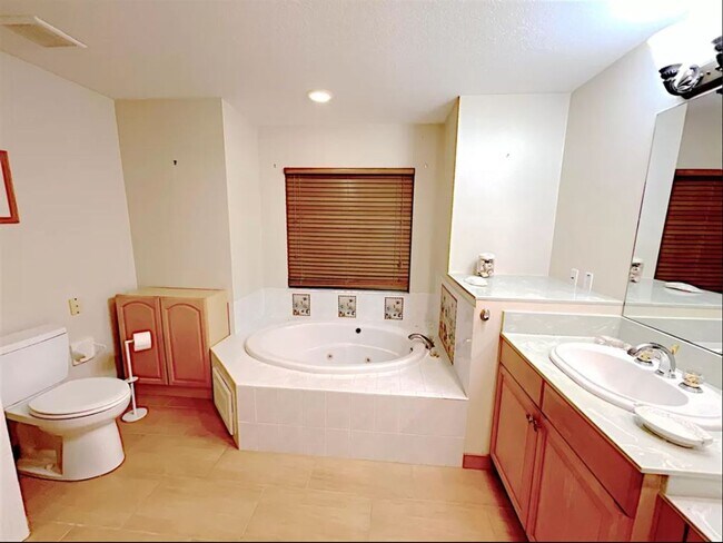Building Photo - 17087 133rd Trail N