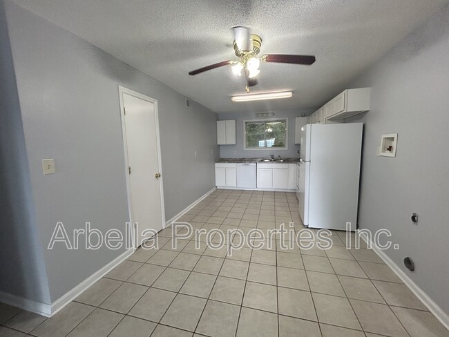 Building Photo - 103 Angeline Dr