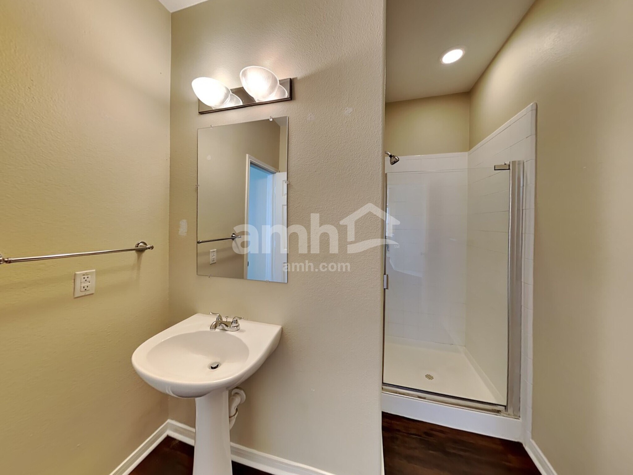 Building Photo - 17907 Juniper Green Trl