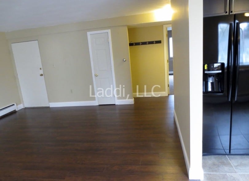 Living Room From - 5 Fernview Ave