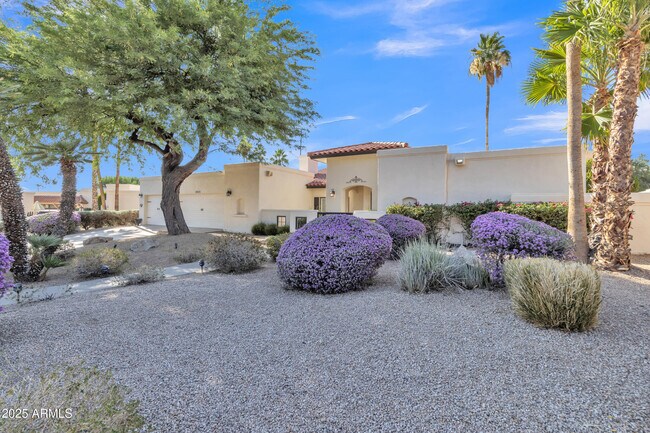 Building Photo - 10424 E Cannon Dr