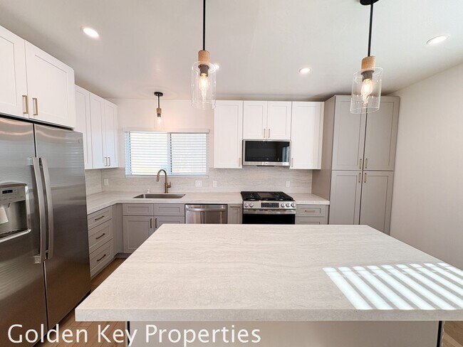 Building Photo - Welcome to your dream home in South Oceanside!