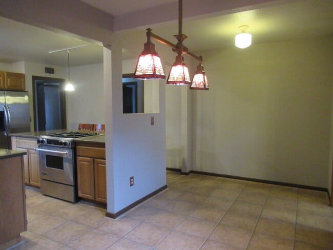 Building Photo - 2bd/1ba Seattle House