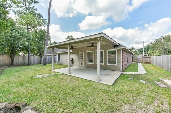 Building Photo - 15723 Chapel Lake Dr