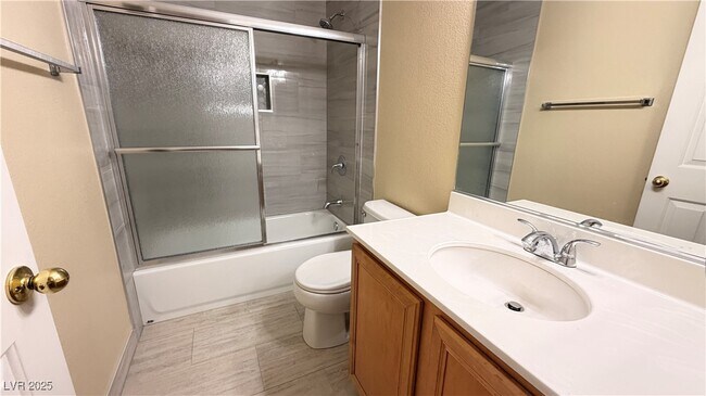 Building Photo - 3846 Waynesvill St