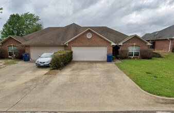 Building Photo - 10698 CR 127