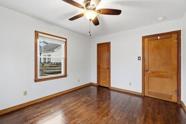 Building Photo - 2022 S P St