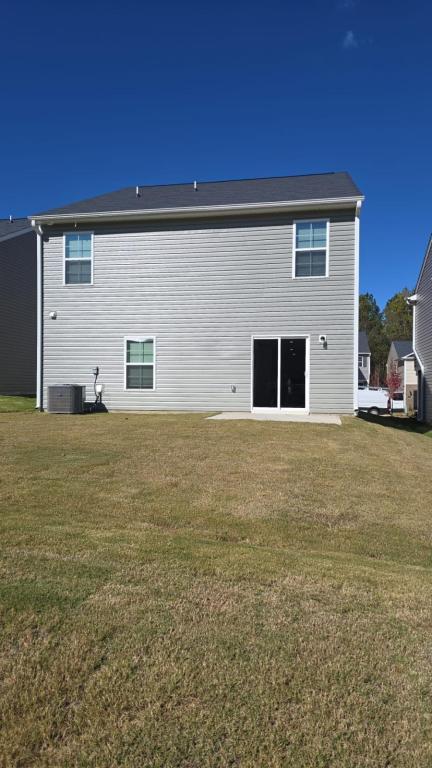 Building Photo - 2141 Monk Dr