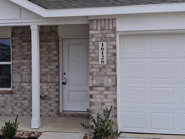 Building Photo - 16126 Rustic Prairie Dr