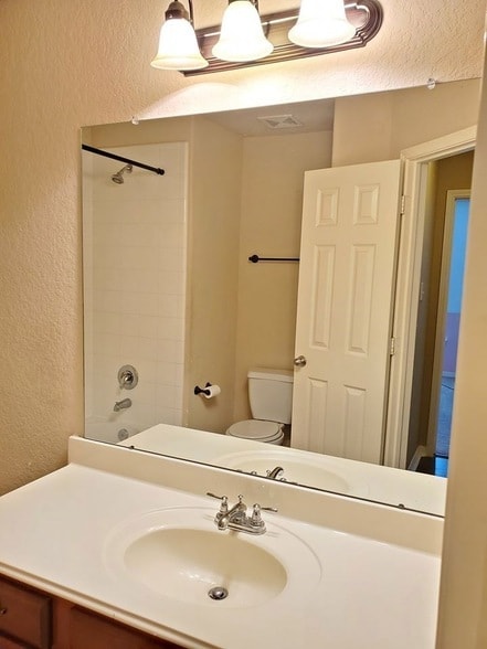 Building Photo - 1219 Pecos Pass Dr