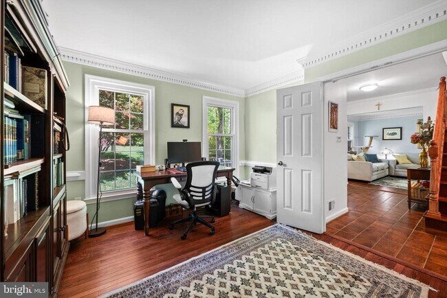 Building Photo - 7362 Clifton Rd