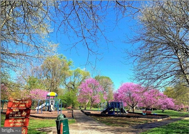 Building Photo - 3151 Borge St