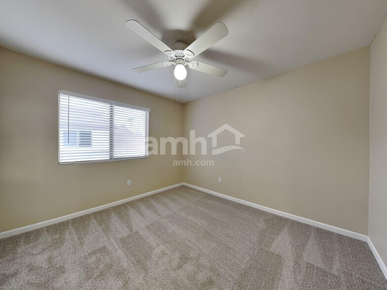 Building Photo - 2061 E Appaloosa Rd