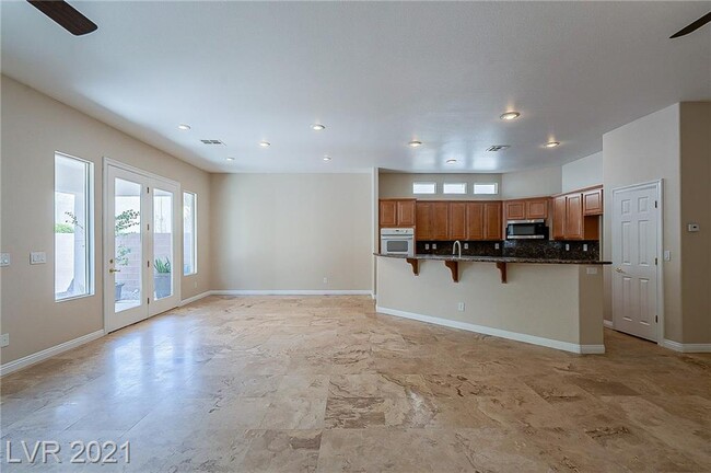 Building Photo - 7225 Fern Meadow St
