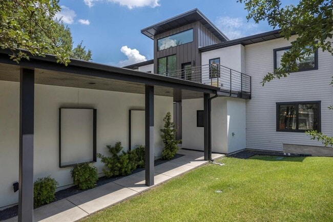 Building Photo - 613 Terrell Hill Dr