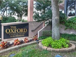 Building Photo - 5150 Hidalgo St