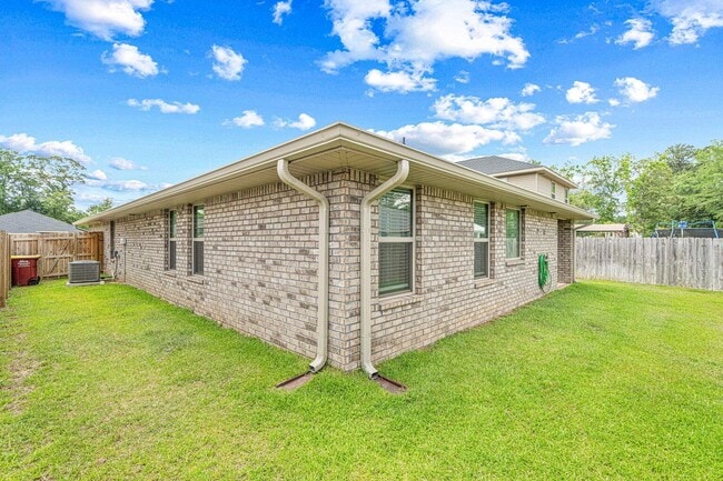 Building Photo - 103 Ridgeway Cir