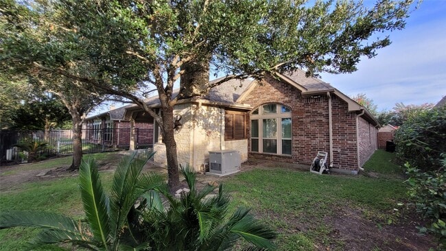 Building Photo - 16818 Talisker Dr