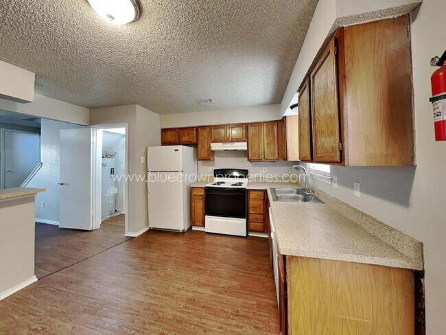 Building Photo - 648 S Rogers Rd