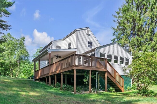 Building Photo - 116 Purvis Ln