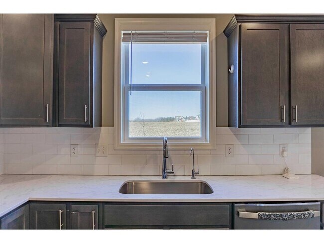 Building Photo - 1574 Edgebrook Ln