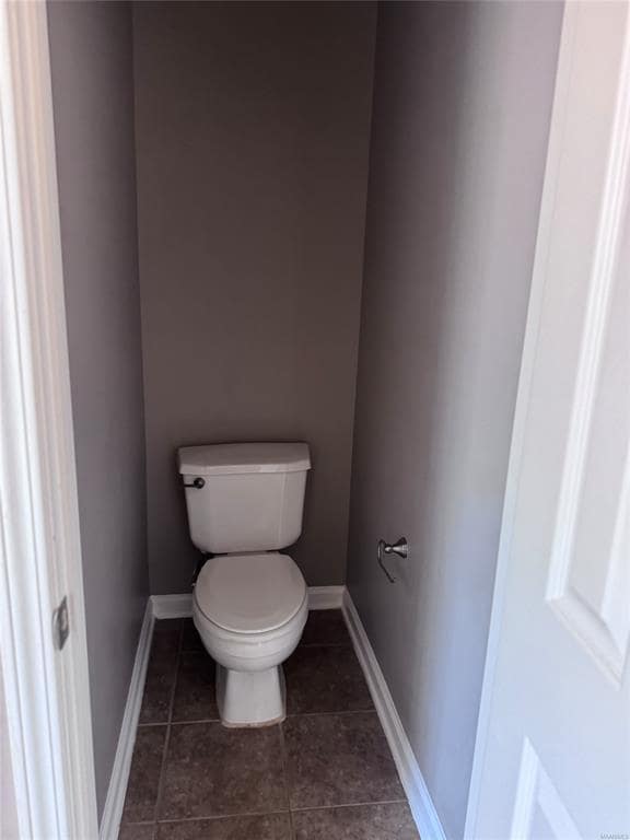 Building Photo - 1924 Dundee Dr