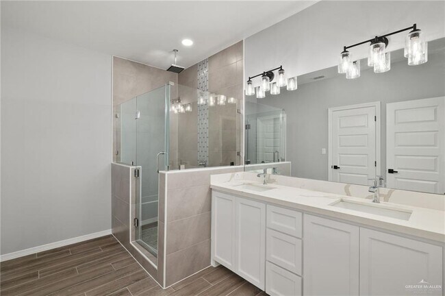 Building Photo - 14 Dunes Dr