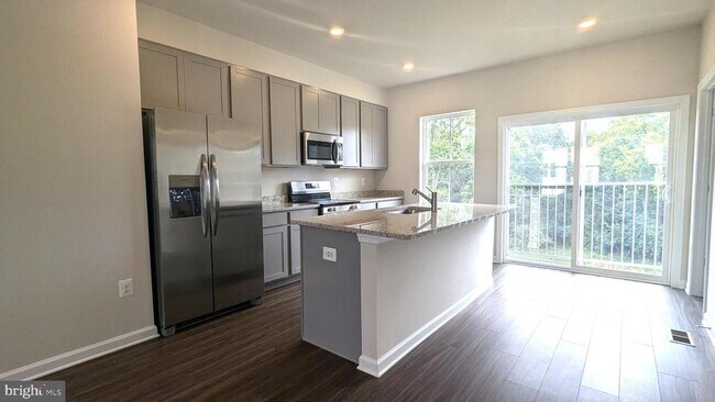 Building Photo - 151 Cooperage Rd