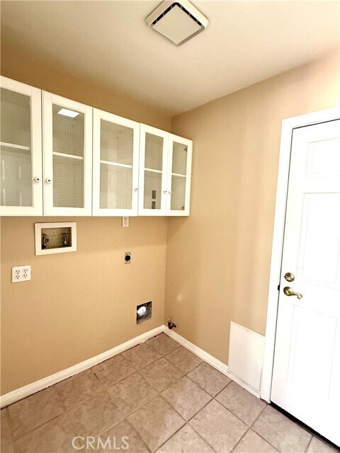 Building Photo - 32001 Lazy Glen Ln