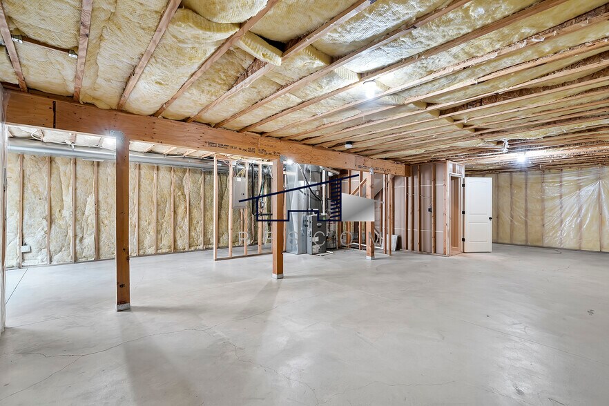 Building Photo - 757 W 4400 S