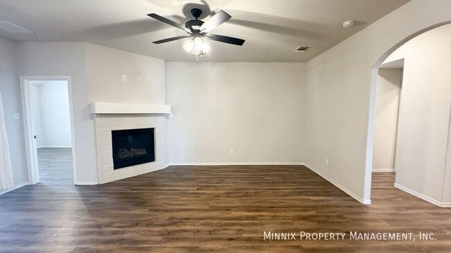 Building Photo - 2703 137th St