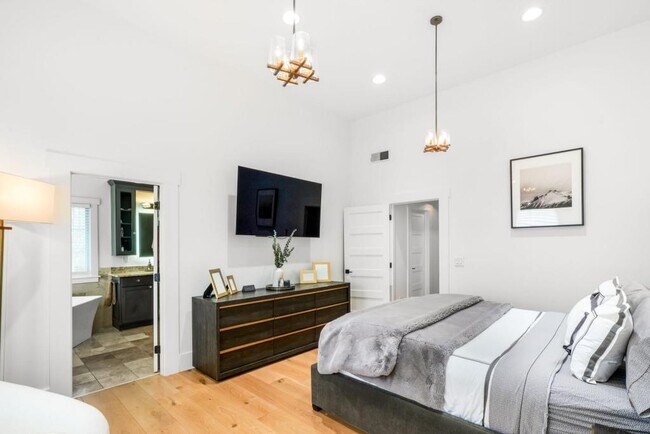 Building Photo - 1046 Wiley Bridge Rd