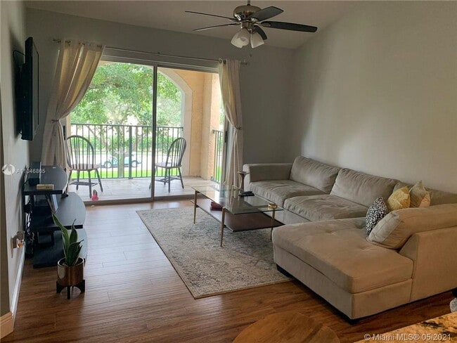 Building Photo - 1727 Village Blvd