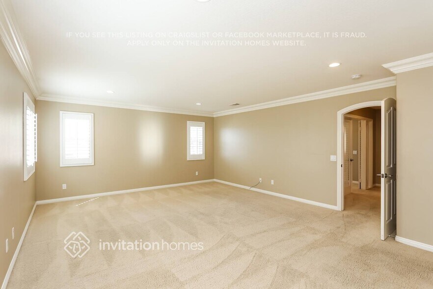 Building Photo - 11042 Evergreen Loop