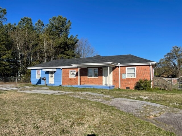 Primary Photo - 6120 Augusta Rd